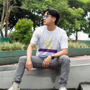 Men’s Casual T-Shirt PSD Mockup – Urban Outdoor Scene